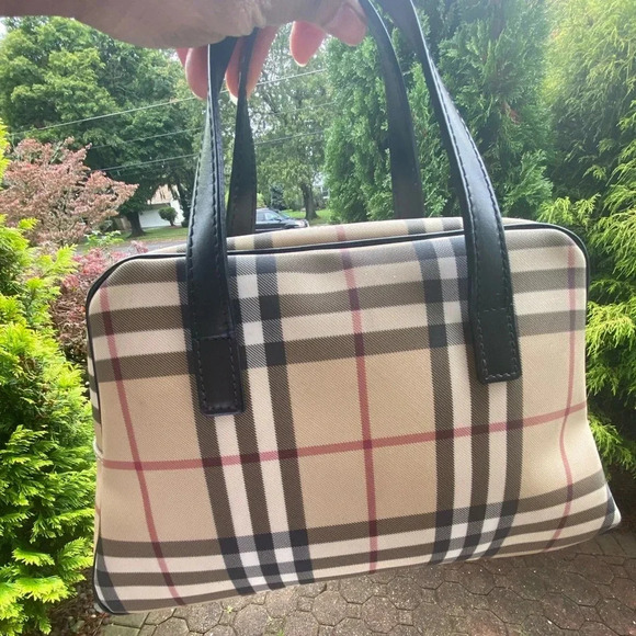 Burberry Novacheck Satchel, Small - Picture 4 of 13